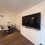 Apartamento 21128 *